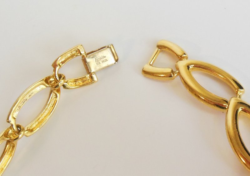 Image 3 of Vintage Napier Necklace Enamel Jade Green Linked Chain Gold Tone Designer Signed