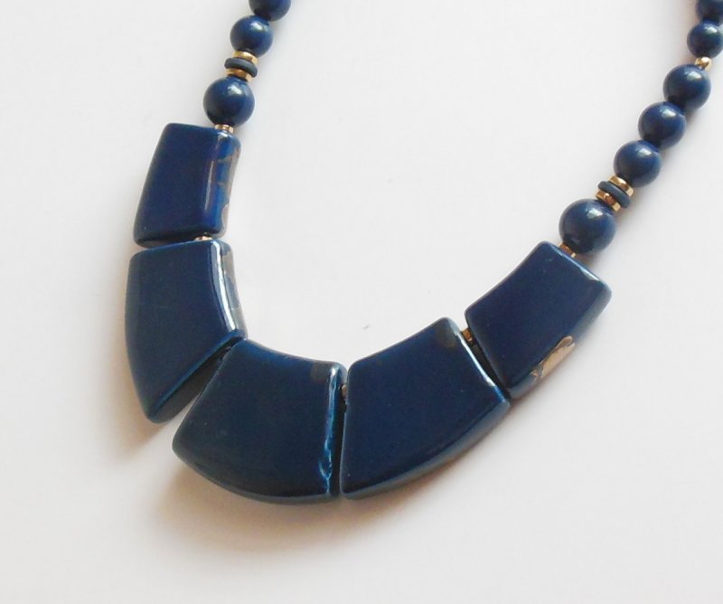 Image 2 of Vintage Blue Japan Bead Necklace 17 Inch Modern Tribe Like Lucite Necklace