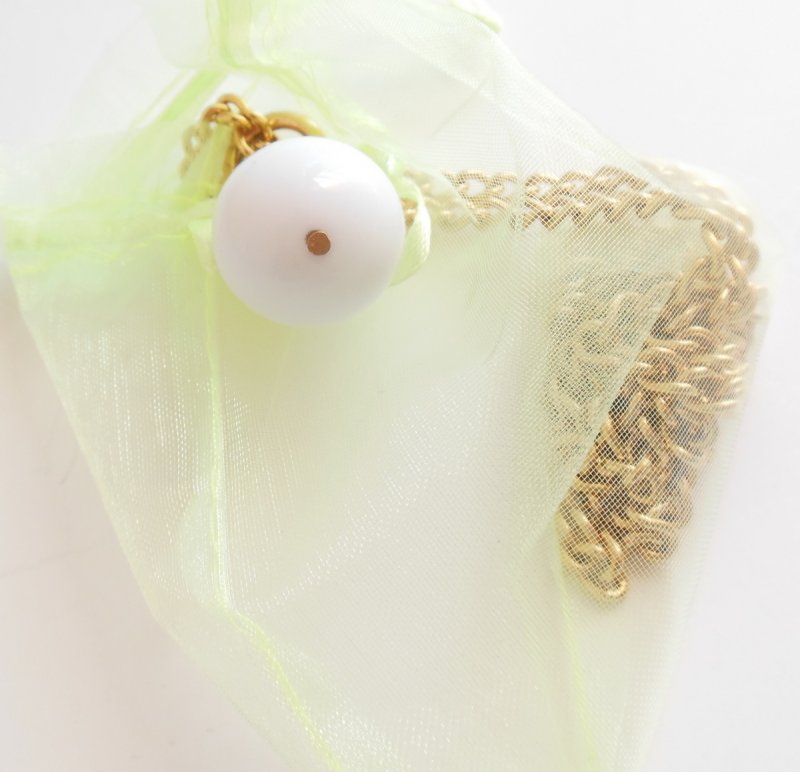 Image 4 of Vintage Napier Necklace Gold Tone Large White Round Ball Lucite Bead Jewelry