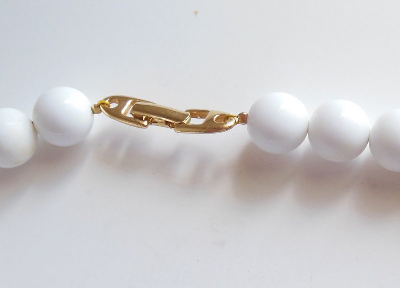 Image 3 of Vintage Napier white Necklace Long Bead Necklace 31