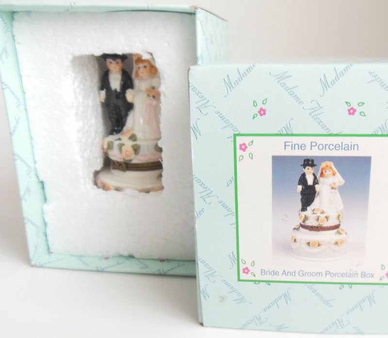 Image 7 of Madame Alexander Bride and Groom Wedding Ring Cake Topper Love is in the Details