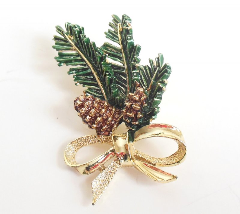 Gerry's Pine Cone Brooch Green Fir Spruce Needles Christmas Bow Pin Vintage