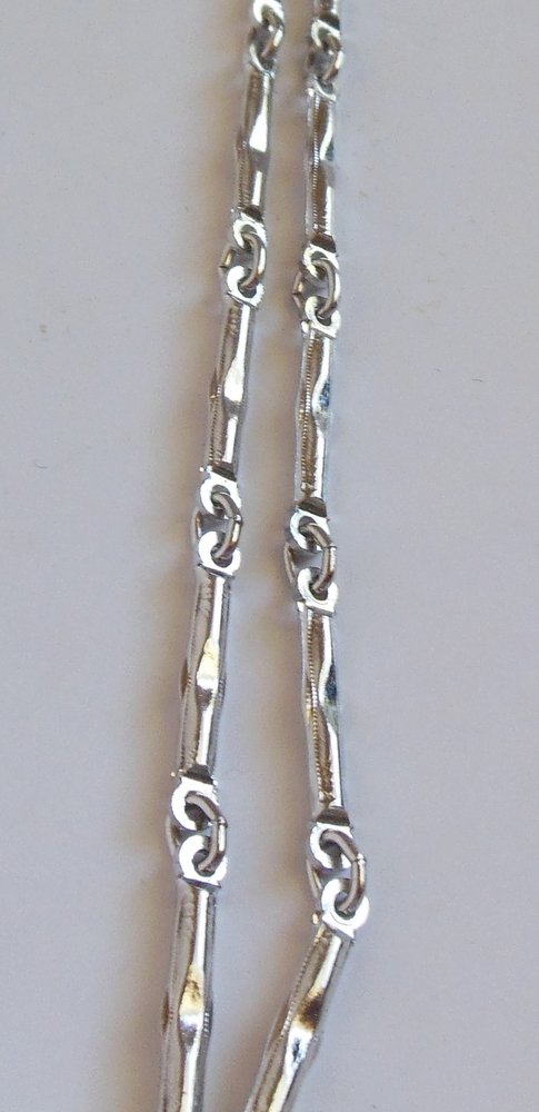 Image 3 of Modernist Abstract Avon Necklace Silver Linked Bar Chain Long Necklace Vintage