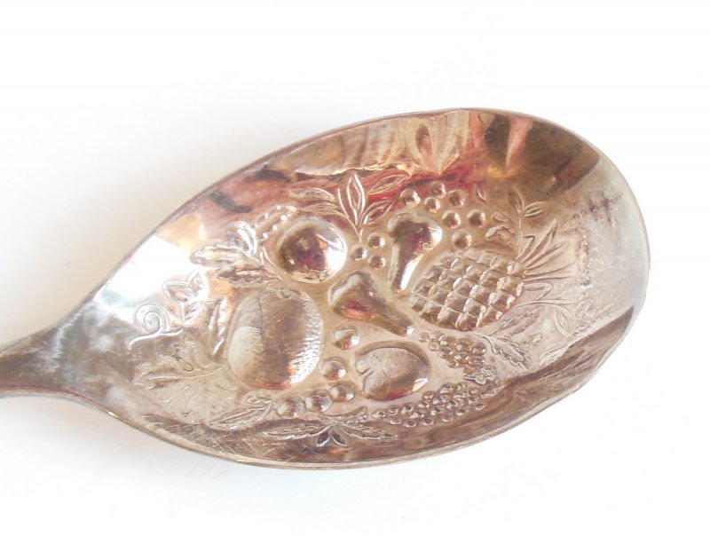 Image 2 of Vintage Sheffield Berry Spoon Silver Plate Fruit Server Pineapple SG EPNS A1