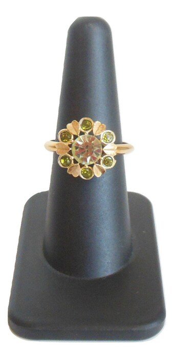 Vintage Avon Ring Sun Brilliants Adjustable Sz L 8 Olive Crystals Leaf Hearts