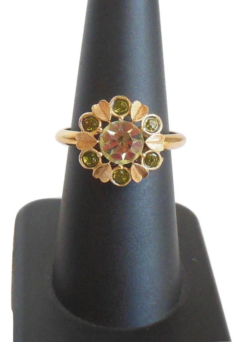 Image 2 of Vintage Avon Ring Sun Brilliants Adjustable Sz L 8 Olive Crystals Leaf Hearts