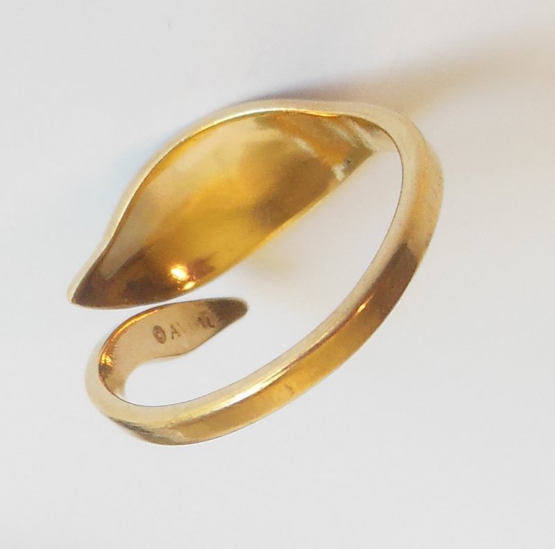 Image 3 of Avon Vintage Leafglow Ring Women's Green Enamel Jewelry L 9 Dewdrop Gold Ring