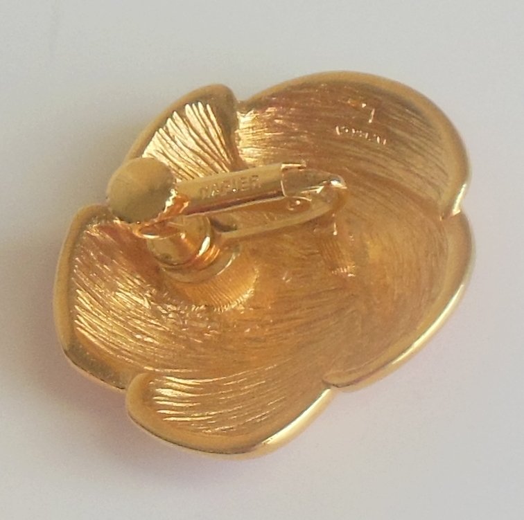 Image 2 of Vintage Napier Clip On Earrings Enamel Jewelry Creamy Pink Swirled Seashell