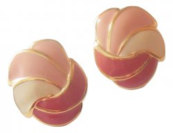 Vintage Napier Clip On Earrings Enamel Jewelry Creamy Pink Swirled Seashell
