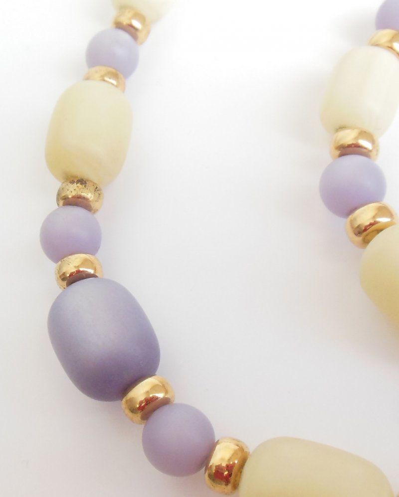 Image 5 of Vintage Napier Costume Jewelry Womens Necklace Lilac Moonglow Beads Wire Strung