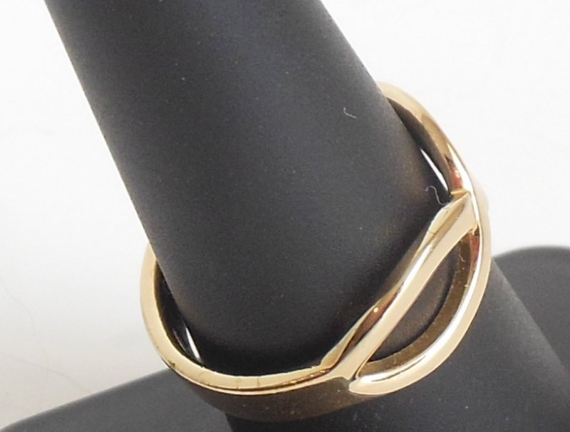Image 2 of Vintage Avon Ring Sparkling Ribbon 3 Clear Crystals Oval Loop Sz 8.75 Large