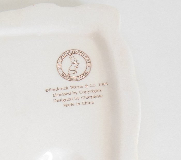 Image 5 of Vintage Beatrix Potter Baby Nursery Single Light Switch Plate in Glossy Ceramic
