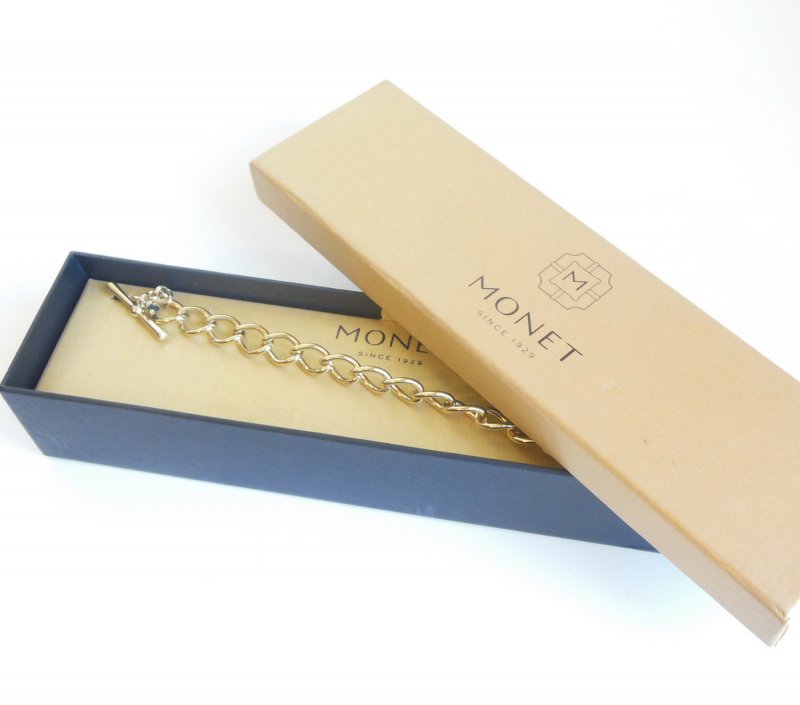 Image 3 of Monet Toggle Bracelet for Women Vintage Monet Gold Costume Jewelry Bracelet