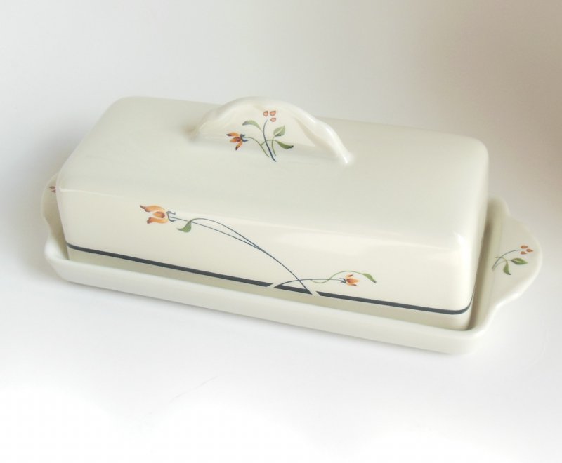 Gorham Ariana Butter Dish w/ Lid Gourmet Collection Floral Dinnerware Vintage