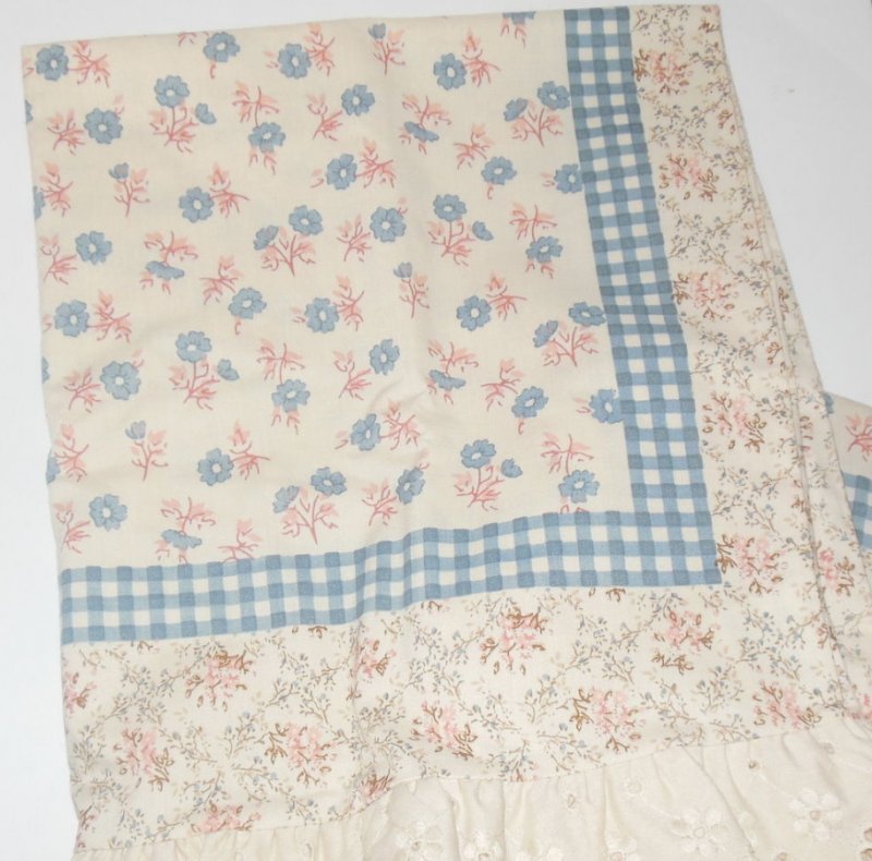 Image 1 of Standard Pair Vintage Pillow Case Covers Blue Brown Springmaid Wondercale