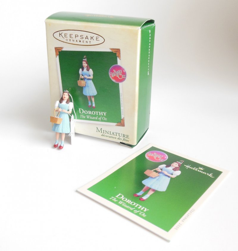 Judy Garland Dorothy The Wizard Of Oz Hallmark Miniature Christmas Ornament