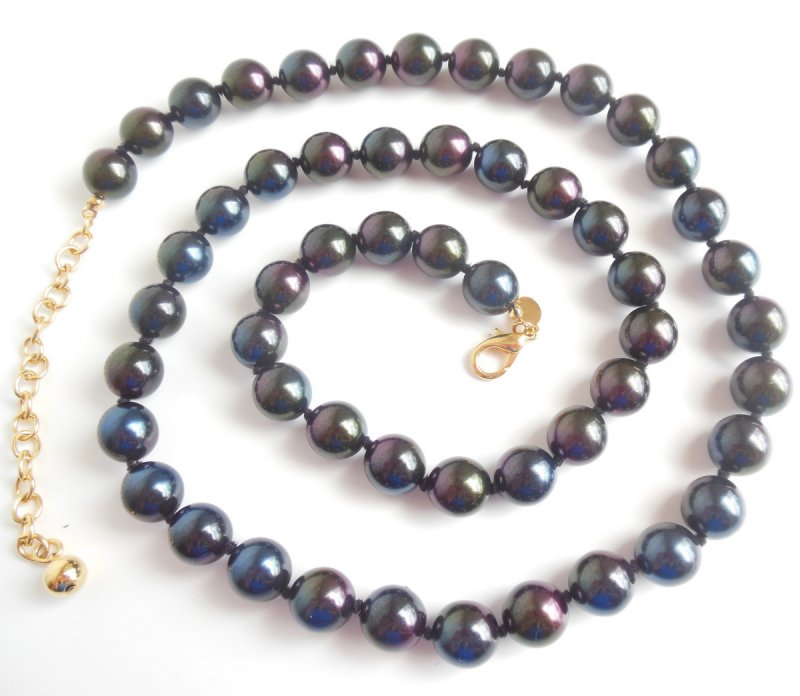 Joan Rivers Costume Jewelry Women's Necklace Iridescent Aurora Black Round Beads