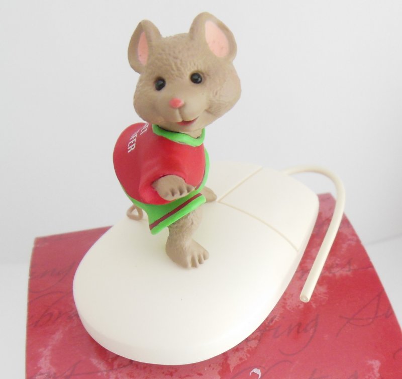 Hallmark Christmas Tree Ornament Surfin' The Net QX6607 Mouse Vintage