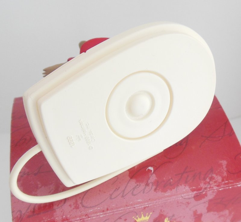 Image 4 of Hallmark Christmas Tree Ornament Surfin' The Net QX6607 Mouse Vintage
