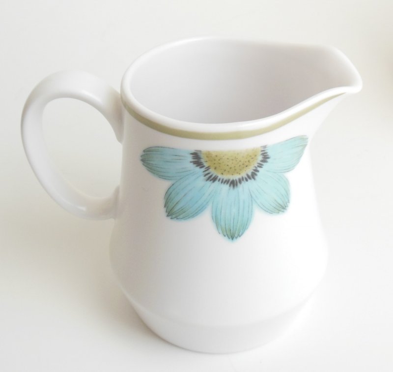 Image 1 of Noritake Progression Creamer Upsa Up-Sa Daisy 9001 Blue Flower Vintage USA