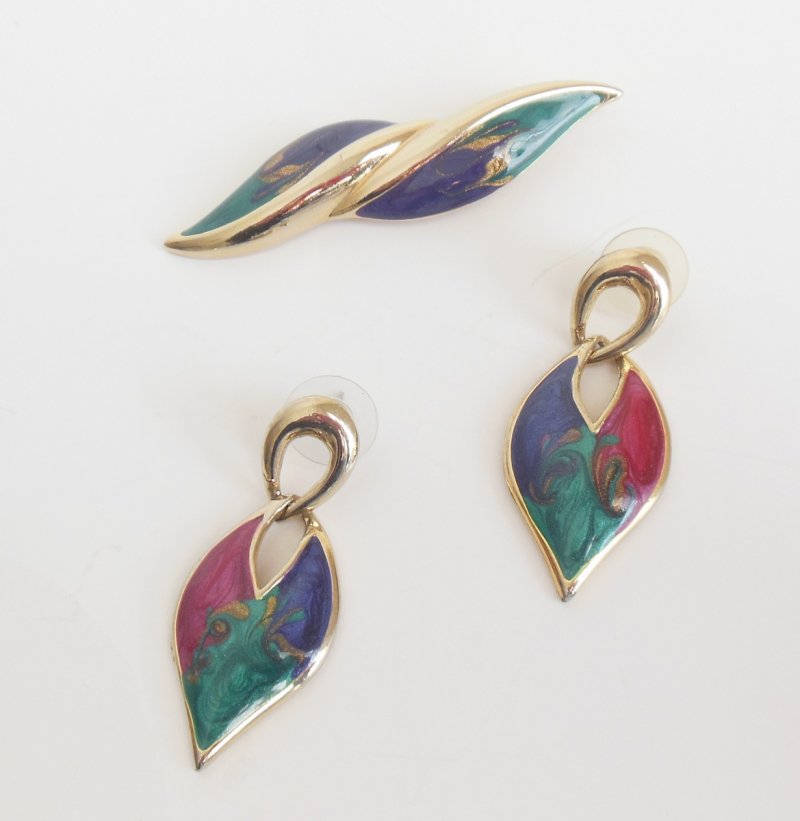 1980s Vintage Costume Enamel Jewelry Set Earrings Pin Turquoise Teal Fuchsia