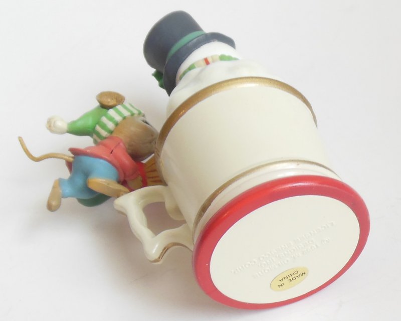 Image 5 of Vintage Enesco Ornament Cup Merry Christmas Grandpa Series A Mug Full of Love