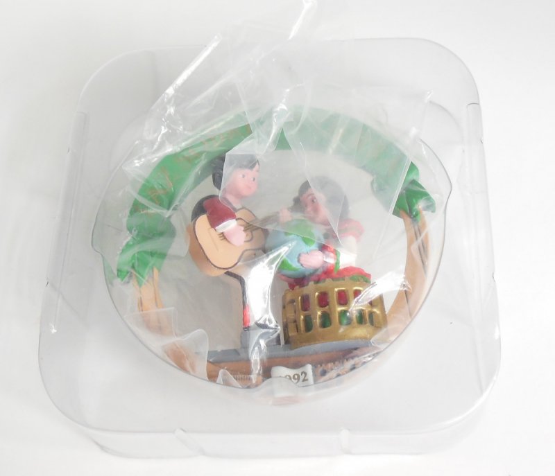 Image 4 of Hallmark Spain Christmas Ornament Peace On Earth Spain Paz Sobre La Tierra