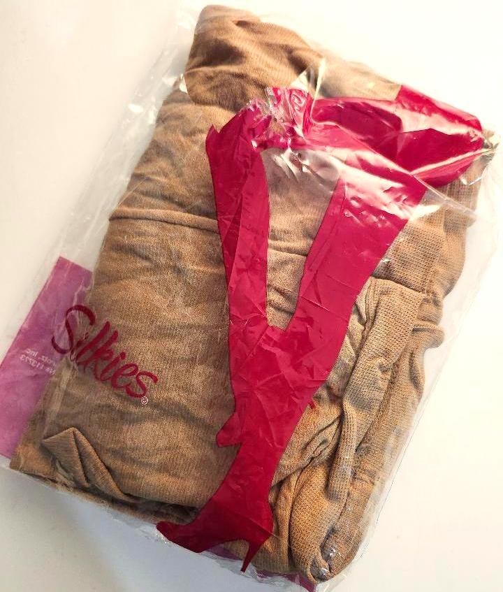 Image 0 of Women's Silkies Pantyhose w/ Control Top Cotton Lined Gusset Sz XXL 2X Nude