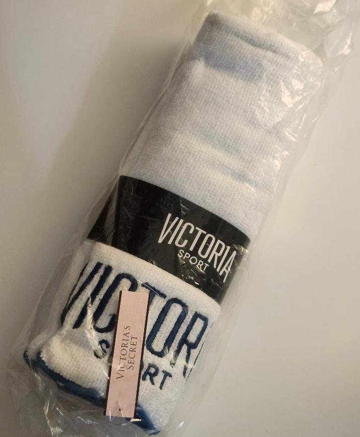 Image 0 of Victoria's Secret Gym Towel Face Workout Towel White Teal Blue Polyester