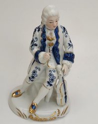 Vintage 50s Seated Violinist Gentleman w/ Violin Continental Musician Figurine