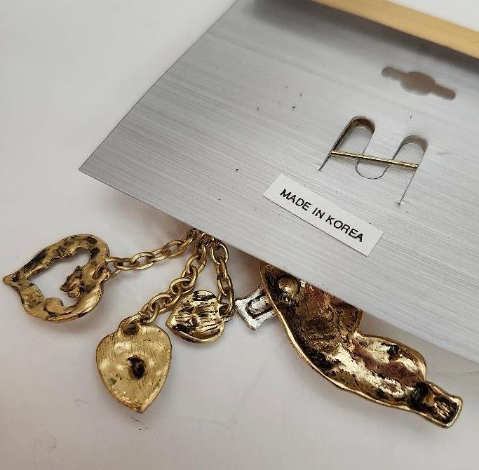 Image 2 of Tofa Angel Brooch Cherub Cupid with Bow and Dangling Hearts Silver Gold Women's