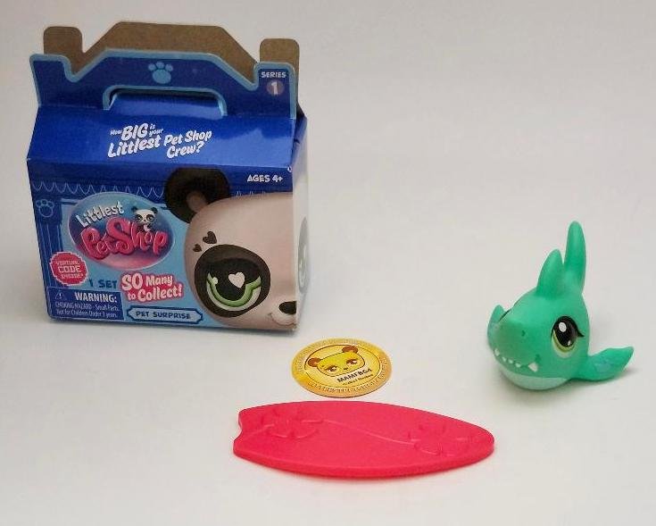 Littlest Pet Shop Pet Surprise Green Whale w/ Pink Surfboard Series 1 One