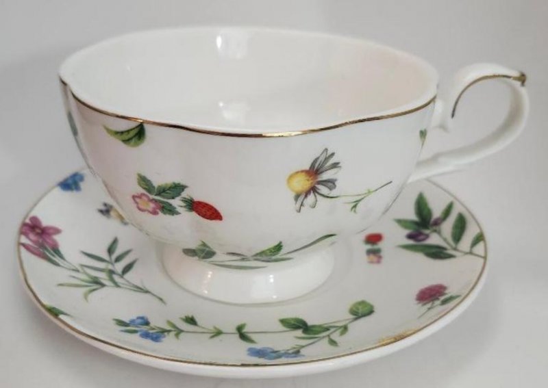 Image 1 of Grace Teaware Oversize Large Cup Teacup Saucer Floral Pattern Butterfly Fruit
