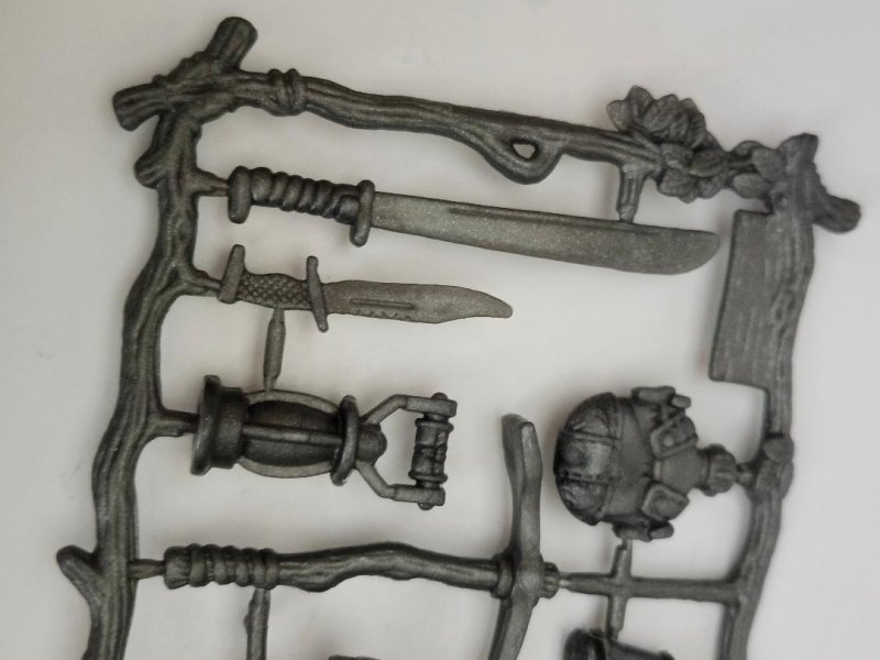 Image 2 of Chap Mei Animal Planet Playset Shovel binoculars + Soldier Military Accessories