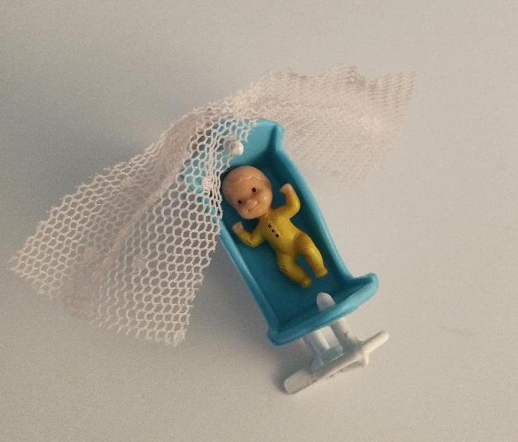 The Littles Vintage 1980s Tiny Baby Doll w/ Swinging Rocker Bed Die Cast Metal