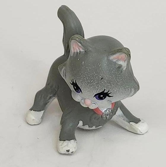 Image 1 of Vintage 1990s Kenner Littlest Pet Shop Gray Tabby Cat Head Bobbles Furry Tummy