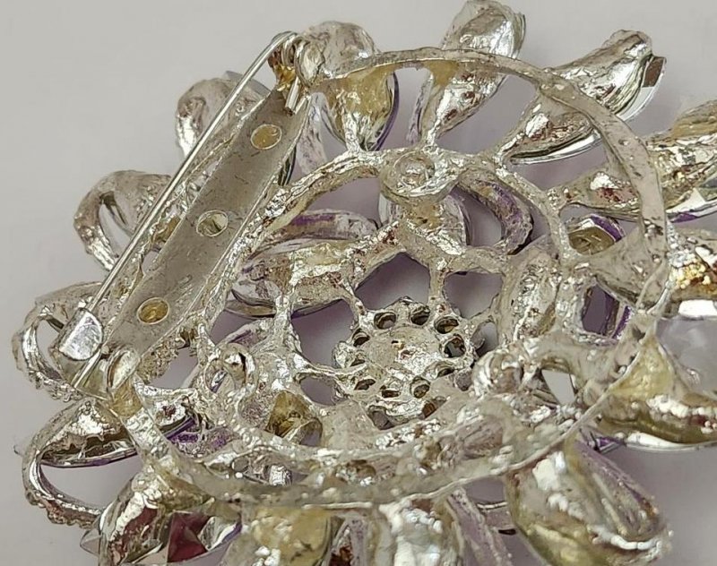 Image 4 of High End Vintage Style Blingy Pinwheel Flower Brooch Purple Crystals Silver Tone