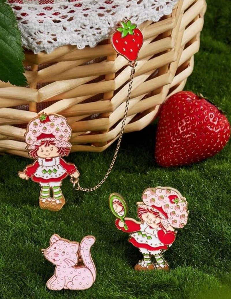 Image 1 of Strawberry Shortcake Childrens Jewelry Kids Girls Shirt Collar Pins Retro Doll