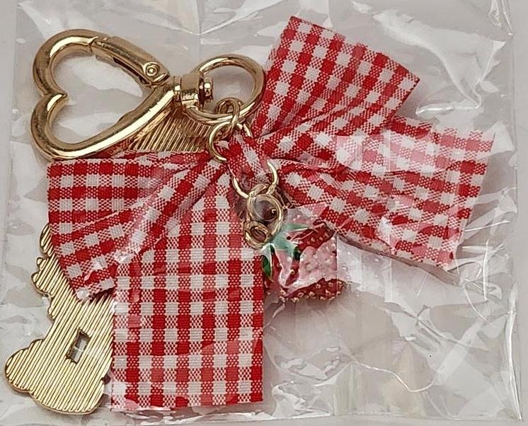 Image 1 of Strawberry Shortcake Keychain Childrens Gold Tone Key Chain Red White Bow