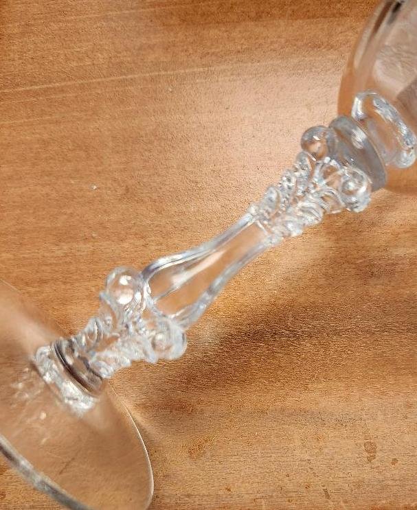 Image 3 of Claret Glass 6 1/4