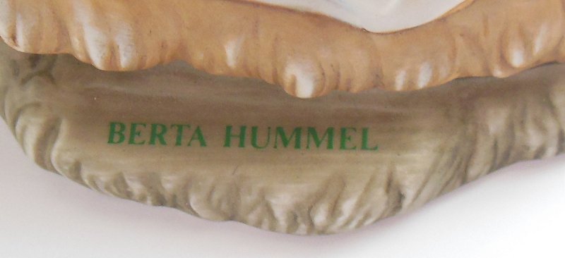 Image 2 of Baby Jesus Nativity Figurine Berta Hummel 1996 BH 26/C Vintage Porcelain