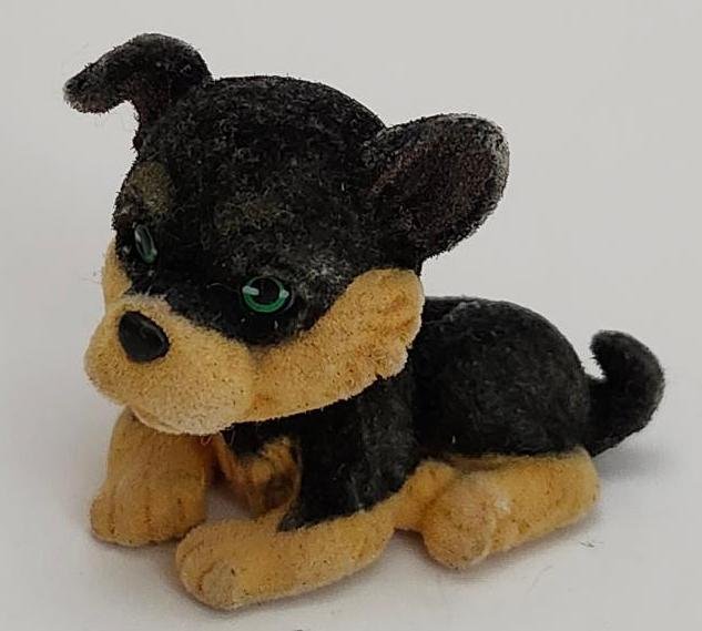 Puppy In My Pocket Sitting Flocked Brown Puppy Dog Floppy Ear Pretend Play Toy