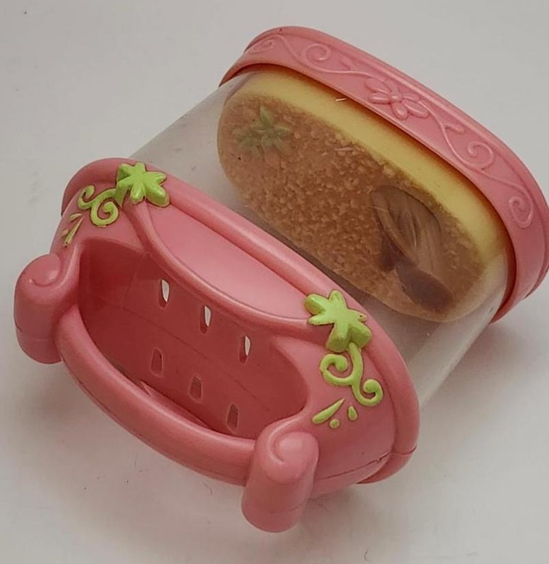 Image 2 of Littlest Pet Shop Iguana Pet Transportable Portable Pet Cage Pink LPS Toy