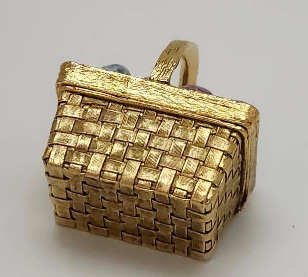 Image 3 of Vintage Robins Basket With Glass Eggs Solid Cream Perfume Compact Max Factor