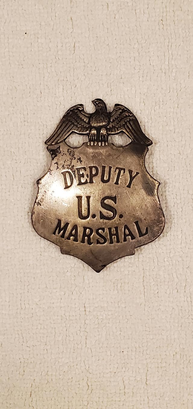 Image 0 of VINTAGE REPLICA US MARSHAL BADGE 