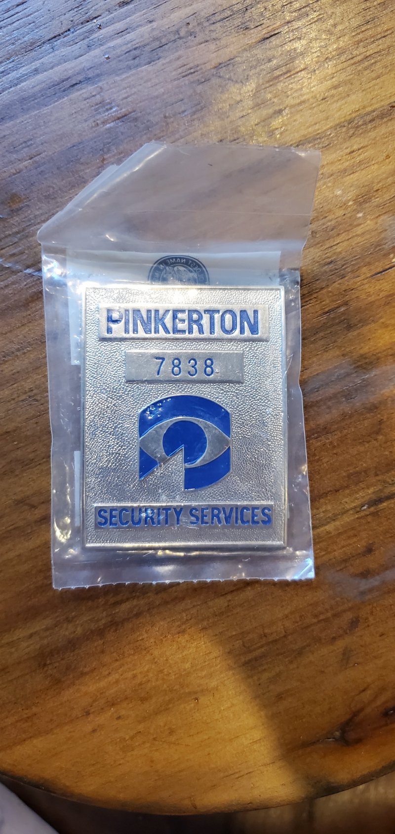 Image 0 of PINKERTON SECURITY SERVICES SQUARE BADGE  