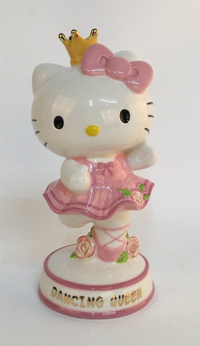 Image 0 of Hello Kitty Dancing Queen Figurine