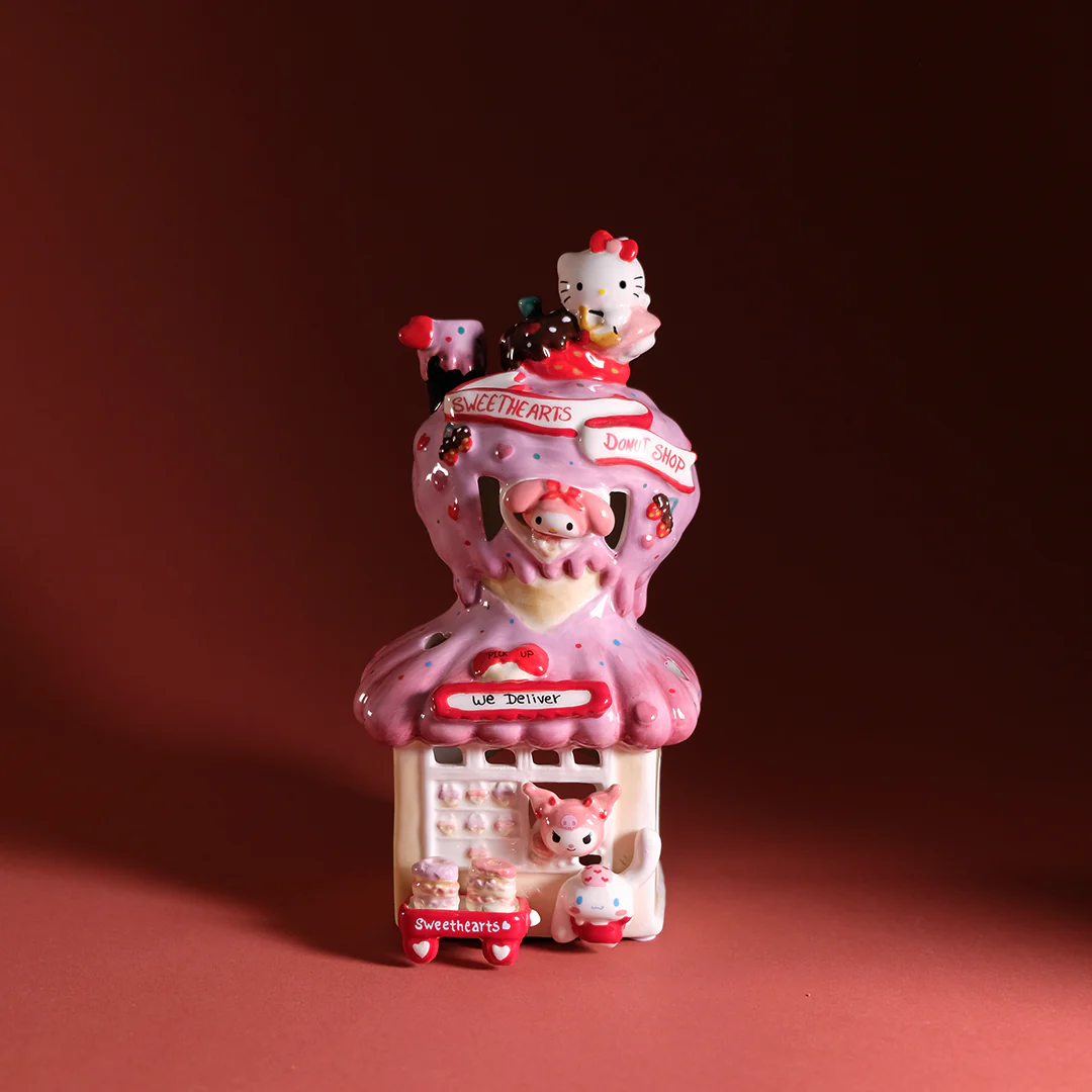 Image 0 of HELLO KITTY AND FRIENDS SWEET HEART DONUT SHOP CANDLE HOUSE