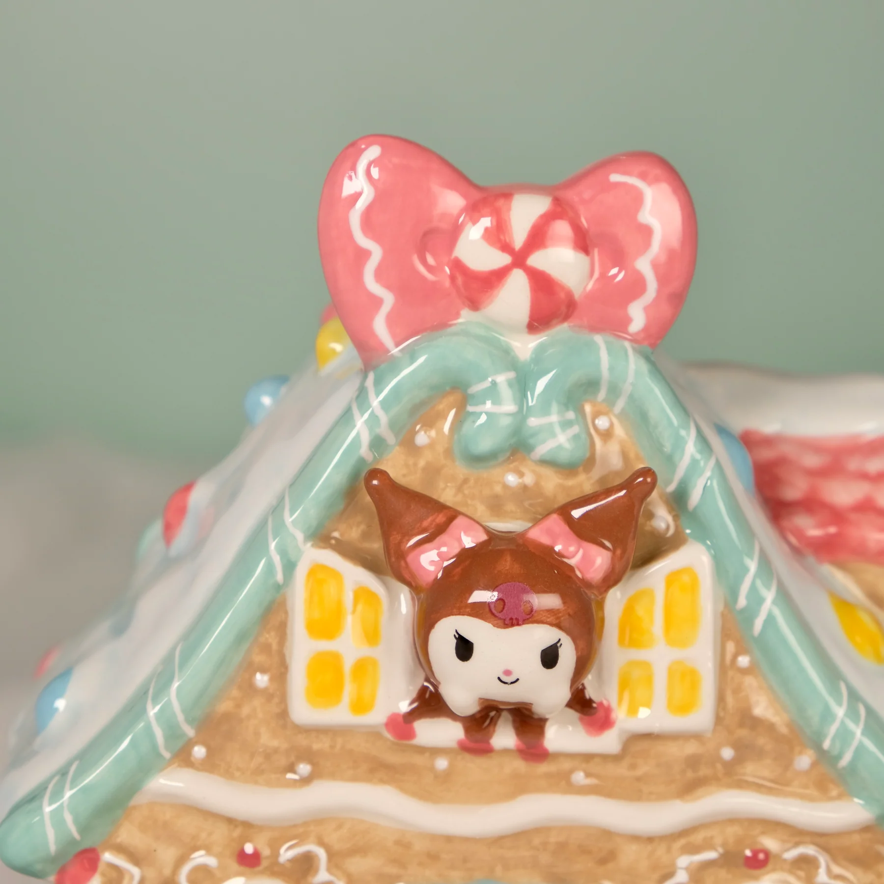 Image 2 of Hello Kitty & Friends Ginger Bread Candle House
