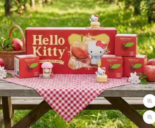 Image 0 of Sanrio Hello Kitty Big Apple Picnic Series Blind Box
